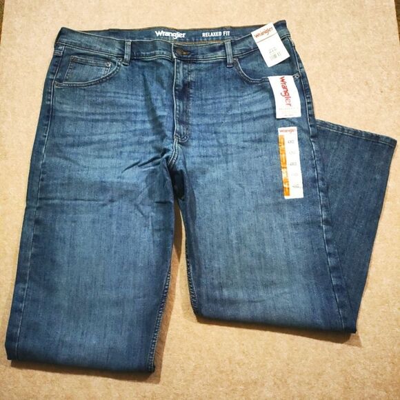 Wrangler Blue Relaxed Fit Straight Leg Jeans #K - Picture 2 of 5